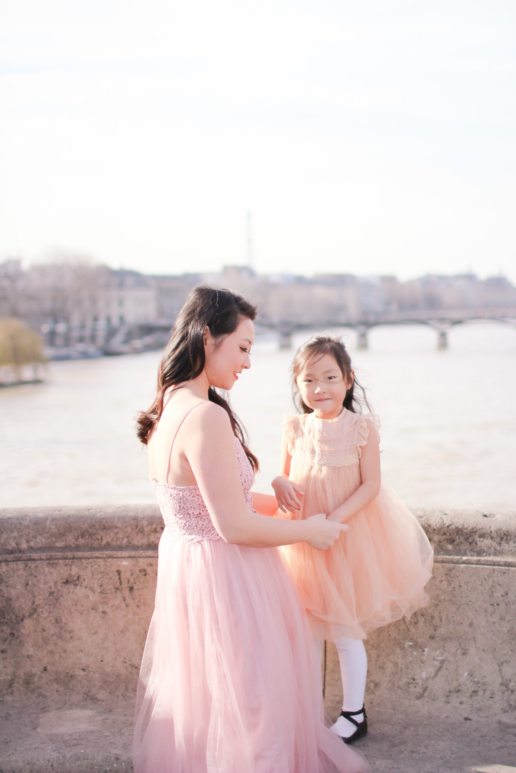 Mother and Daughter in Paris. Tiffany Chi Photography.