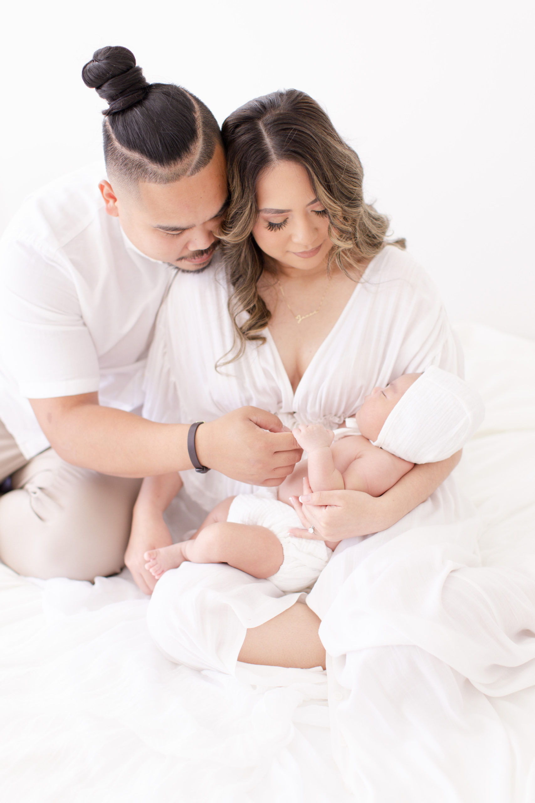 Multi - Session Pregnancy, Maternity, Newborn and Baby Photoshoot Collections