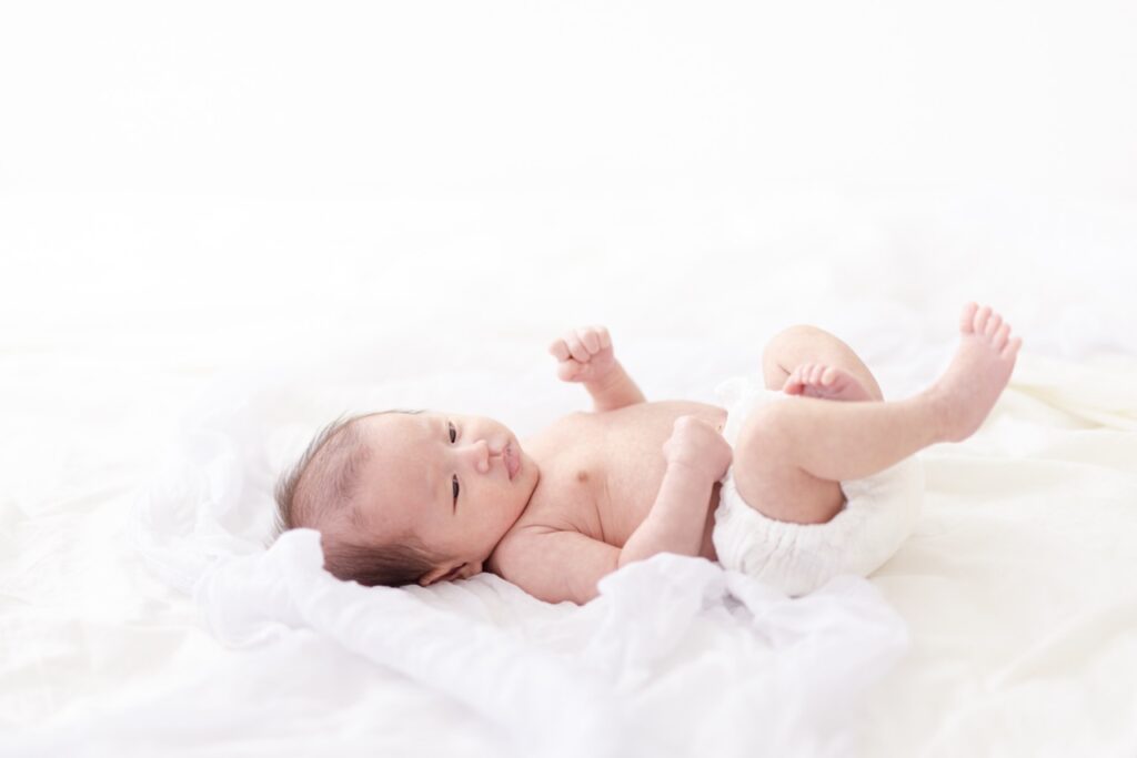 Orange County Maternity Newborn Photographer 
Tiffany Chi Photography | Natural Light Studio California